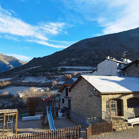 Casa Rural La Comella Tirvia Exterior photo
