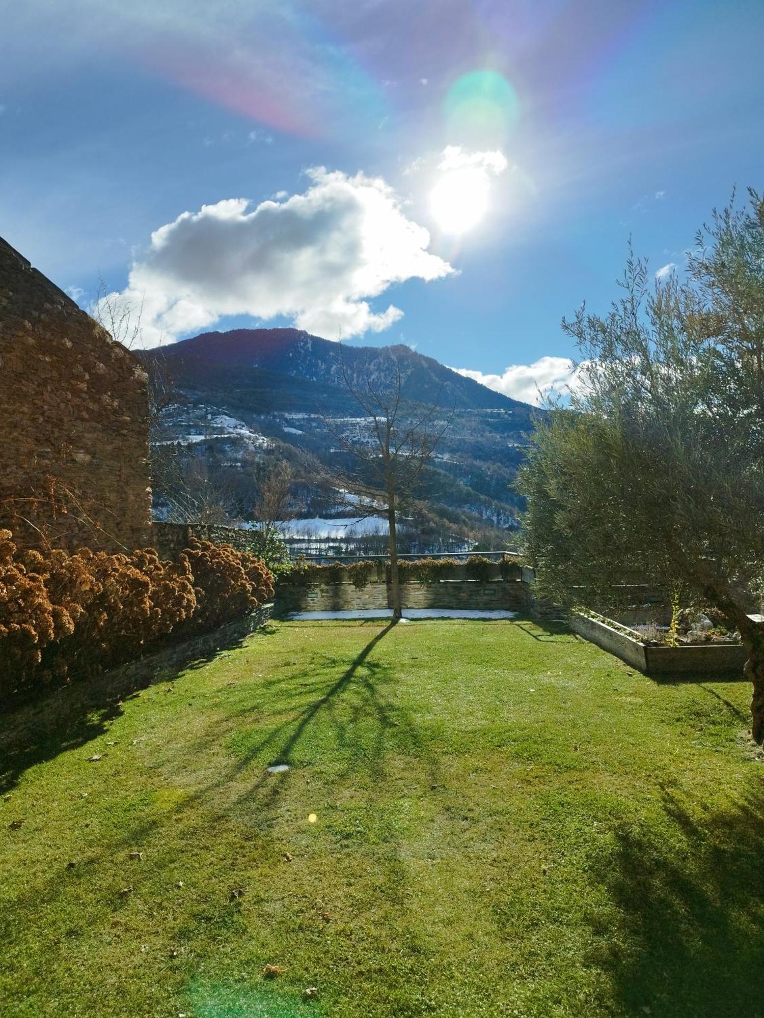 Casa Rural La Comella Tirvia Exterior photo