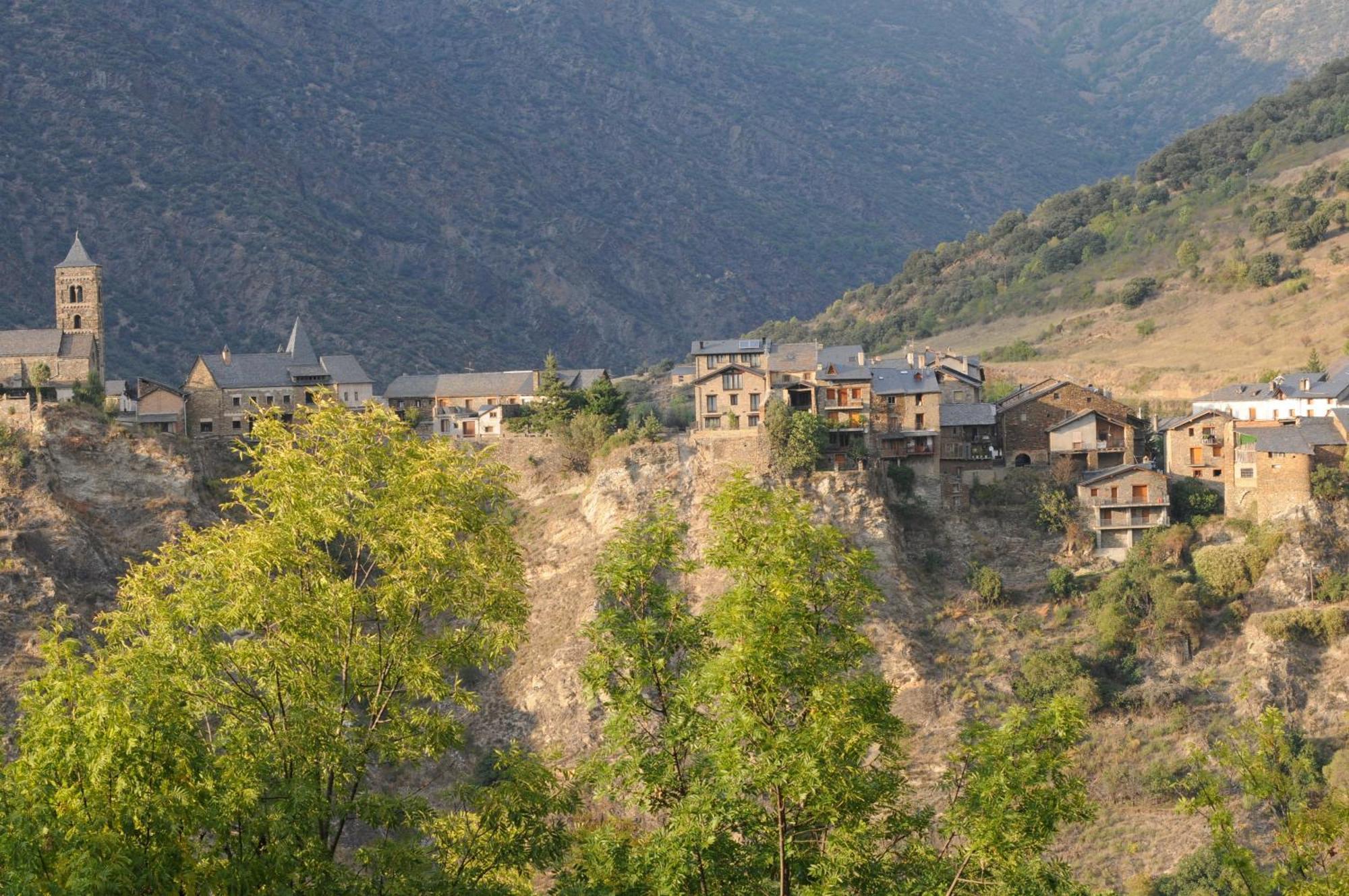 Casa Rural La Comella Tirvia Exterior photo